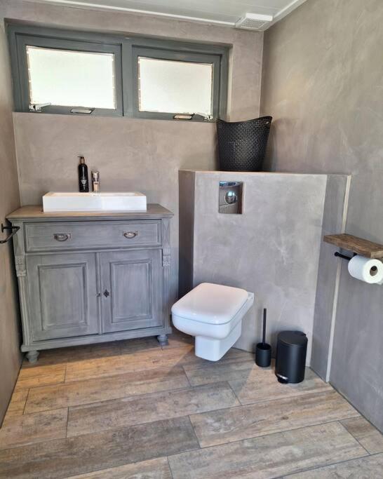 Family Wellness Lodge 4 Personen Zuid-Holland! Ooltgensplaat Esterno foto