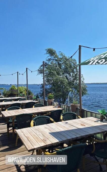 Family Wellness Lodge 4 Personen Zuid-Holland! Ooltgensplaat Esterno foto