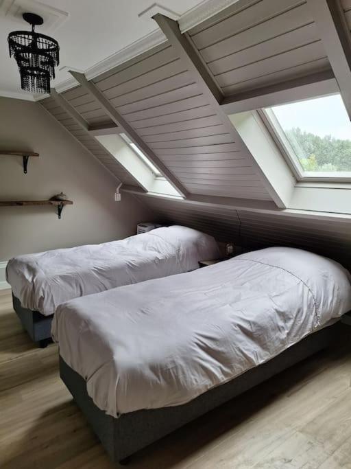 Family Wellness Lodge 4 Personen Zuid-Holland! Ooltgensplaat Esterno foto