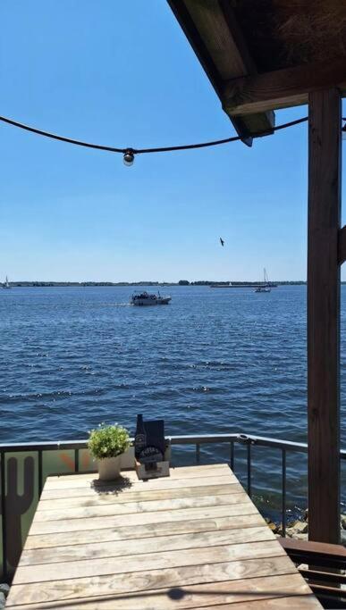 Family Wellness Lodge 4 Personen Zuid-Holland! Ooltgensplaat Esterno foto